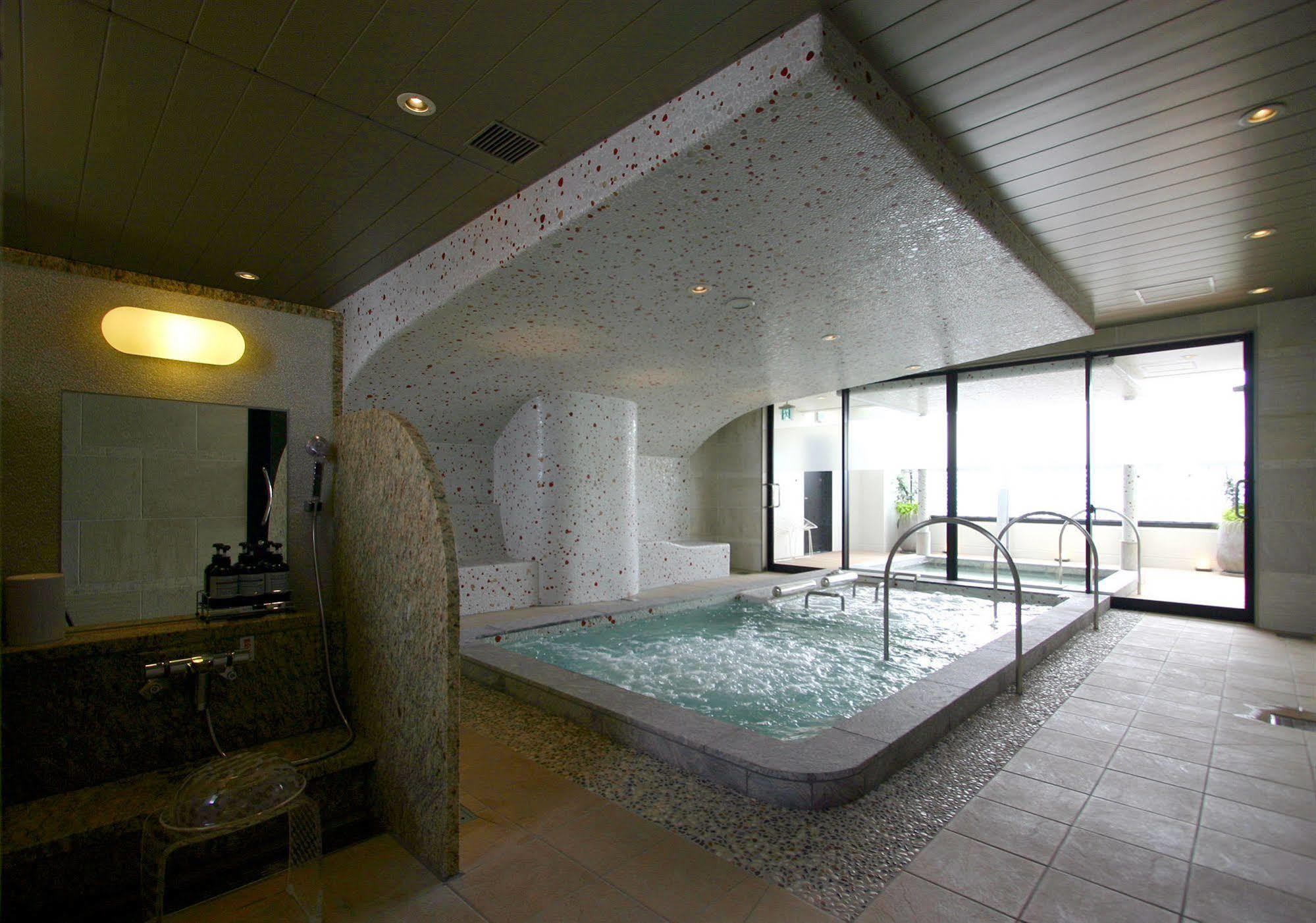 Hotel Coco Grand Takasaki Ngoại thất bức ảnh